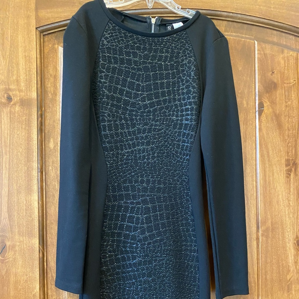 Women’s dress